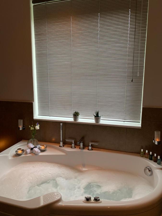 Invercreran Lodge Luxury Bed & Breakfast Appin Exterior photo
